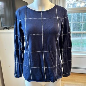Women’s Charter Club blue and white striped sweater